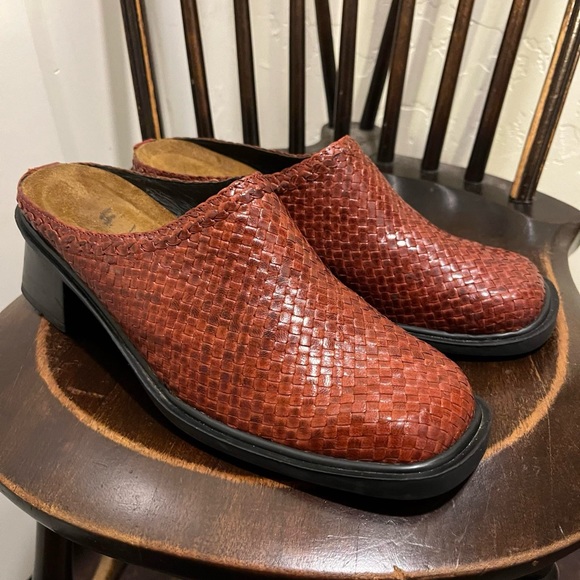 NAOT WOVEN RUST BROWN LEATHER SLIP ON COMFORT SIZE 40, US 9-9.5 - Picture 4 of 7